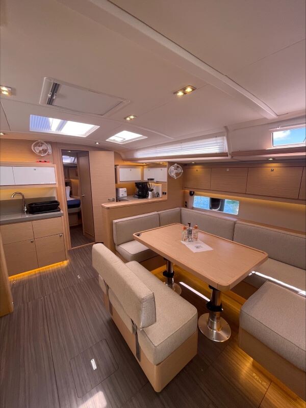 Dufour 470 Shandy Breeze