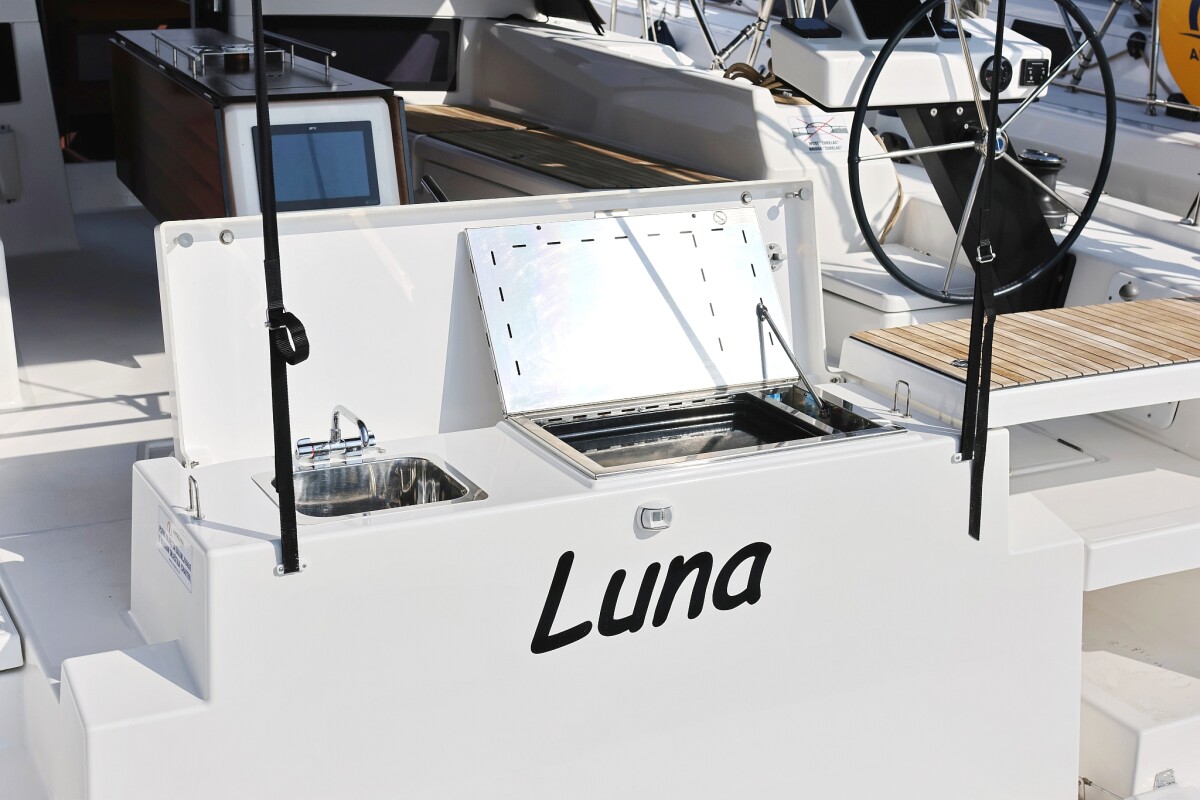 Dufour 470 Luna