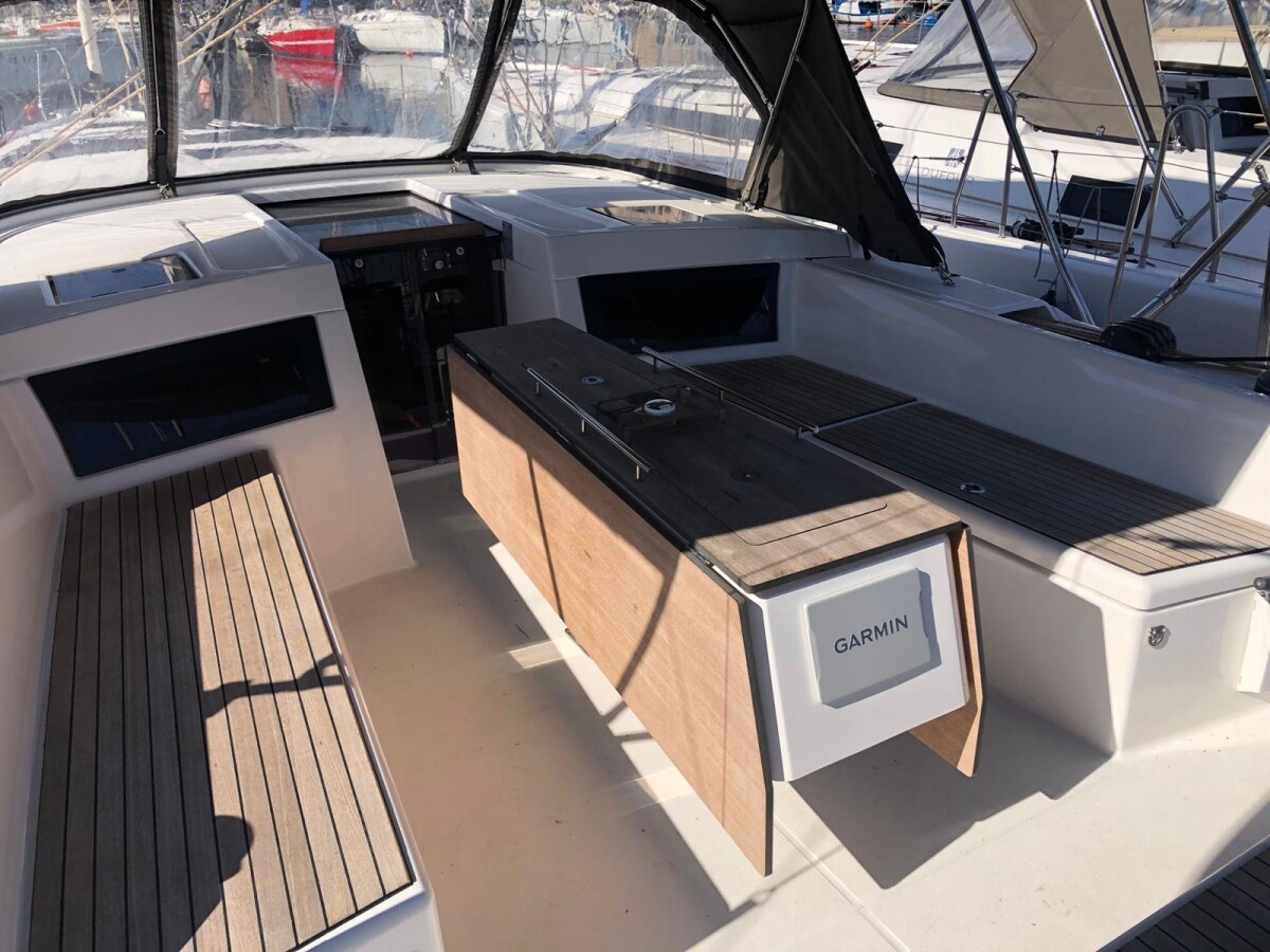 Dufour 470 Briseide