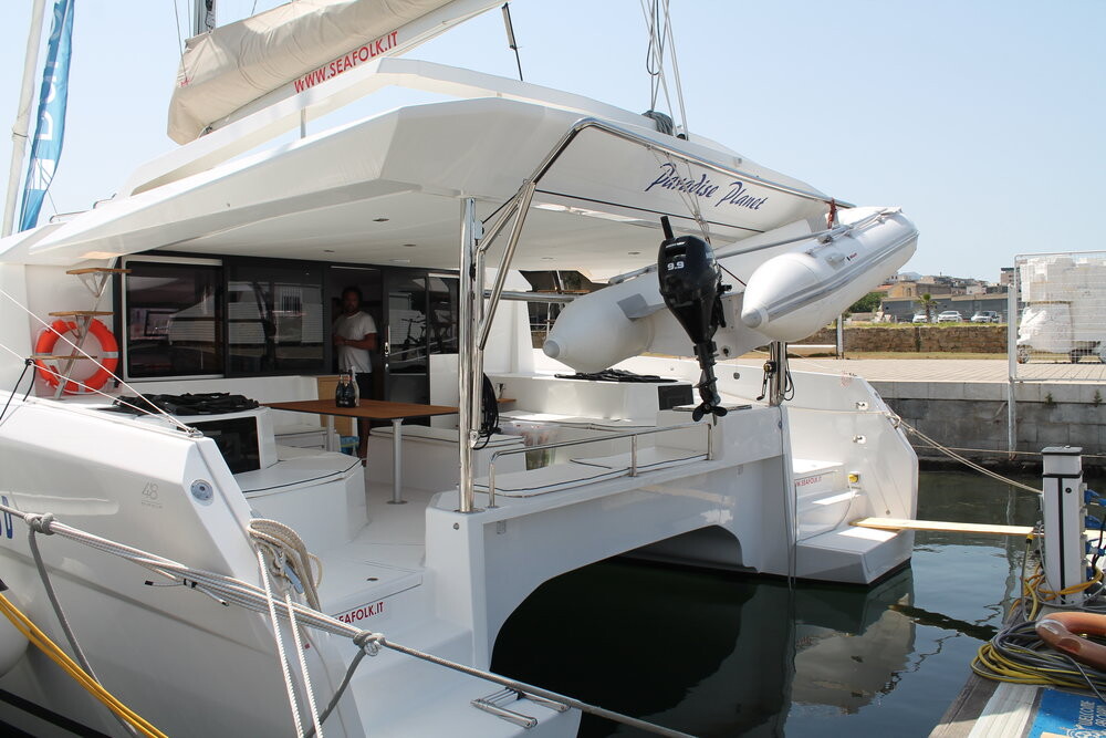 Dufour 48 Catamaran Paradise Planet