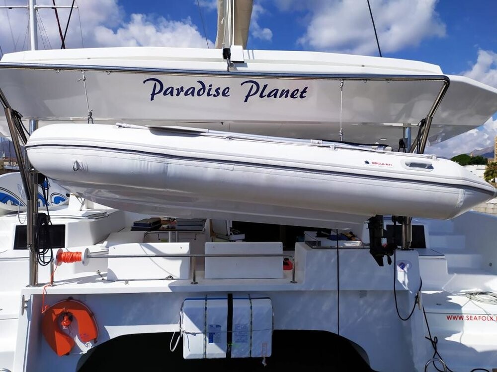 Dufour 48 Catamaran Paradise Planet