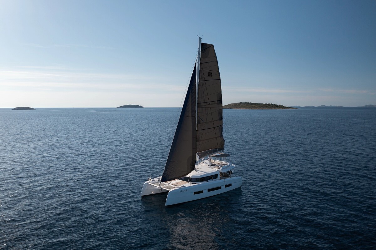 Dufour 48 Catamaran Freya