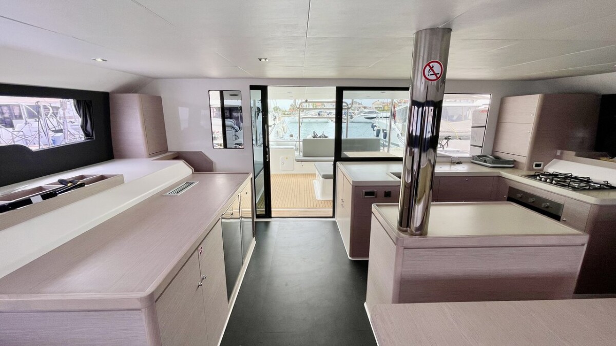Dufour 48 Catamaran Freya