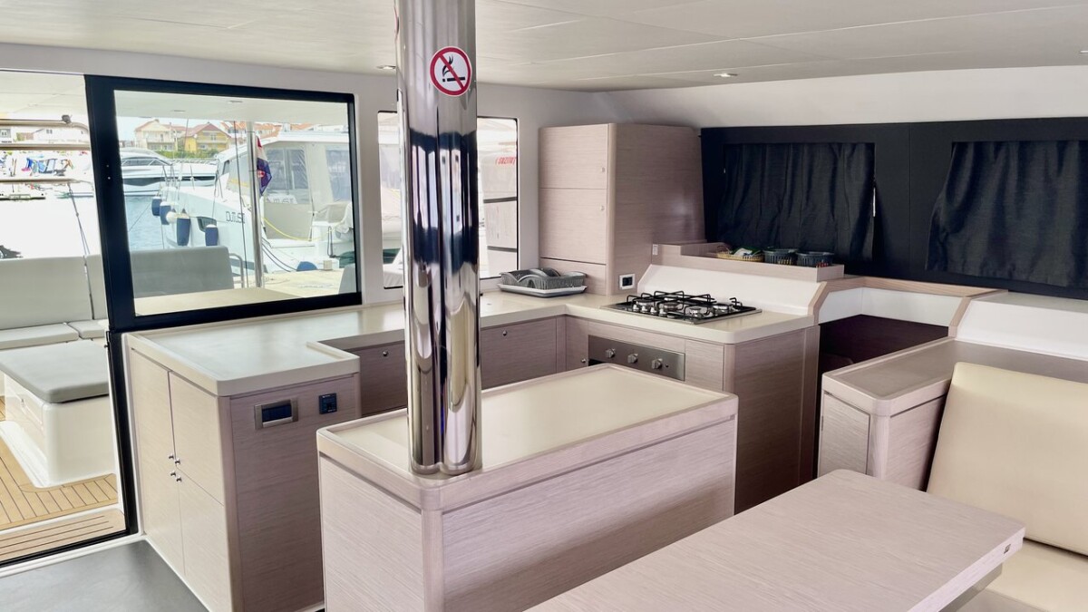 Dufour 48 Catamaran Freya