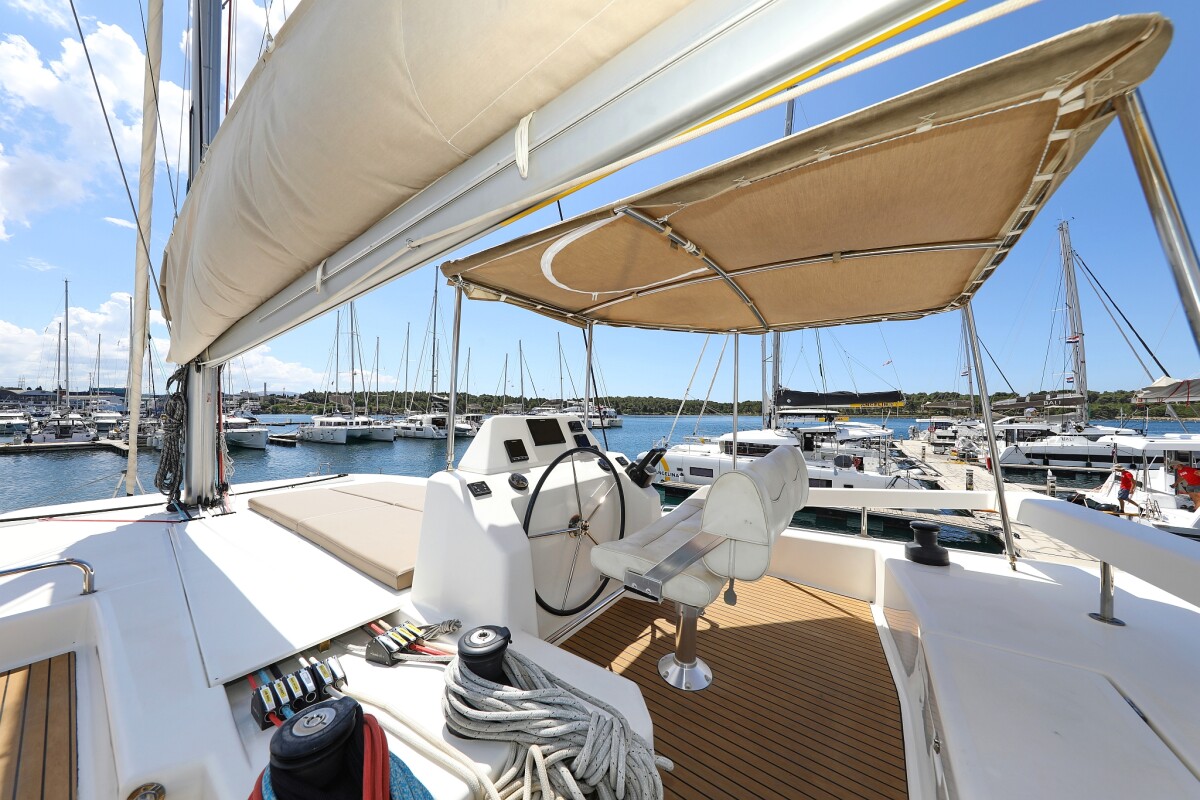 Dufour 48 Catamaran Make Me Yours