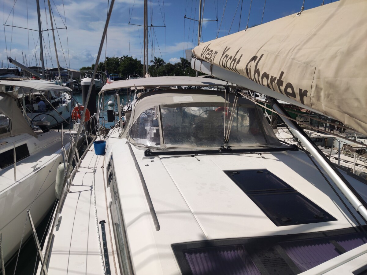 Dufour 520 GL BOTERO