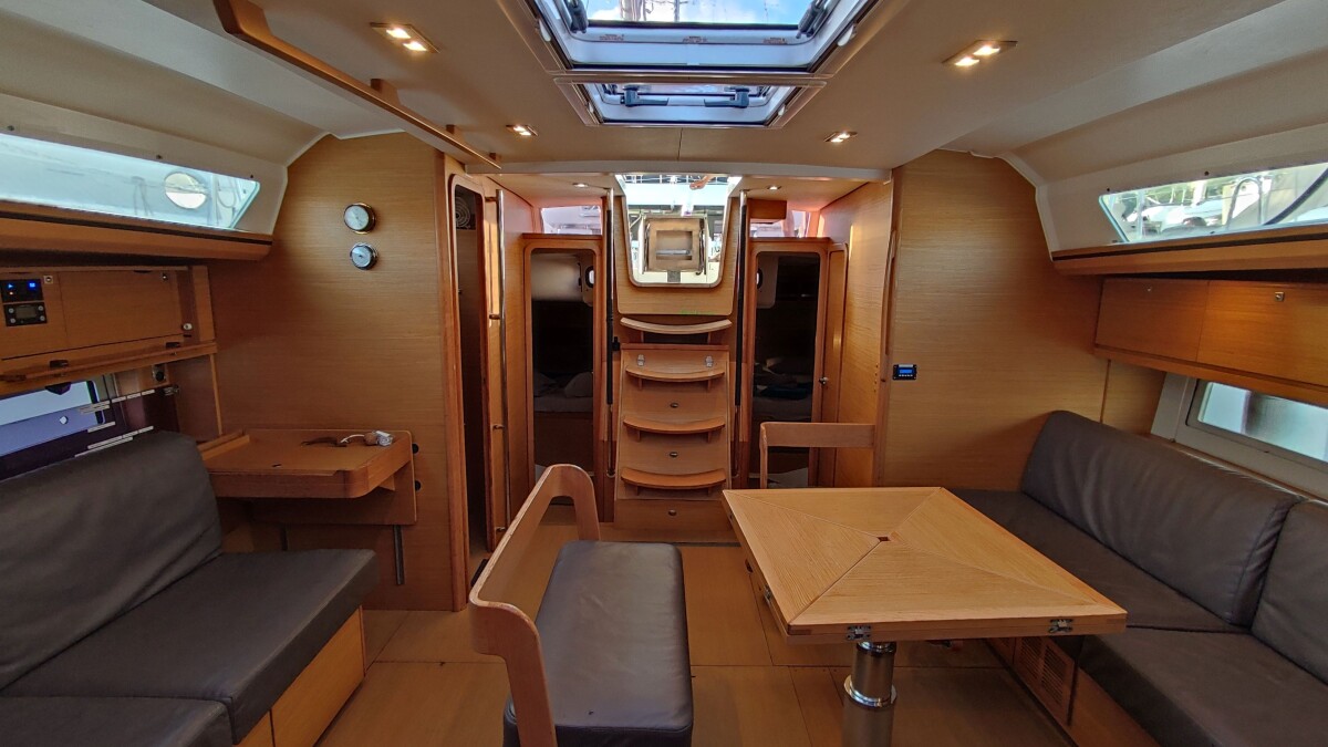 Dufour 520 GL BOTERO