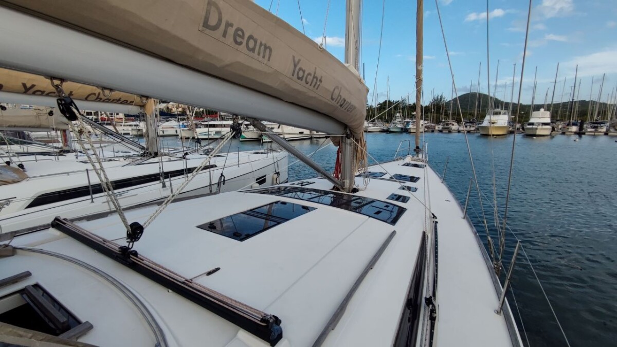 Dufour 520 GL MOBY SICK