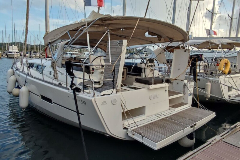 Dufour 520 GL MOBY SICK