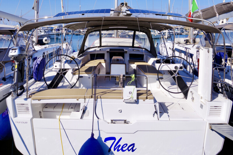 Dufour 530 Thea