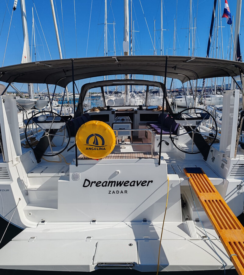 Dufour 530 Dreamweaver