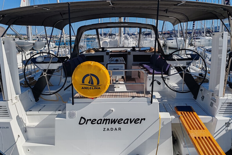 Dufour 530 Dreamweaver