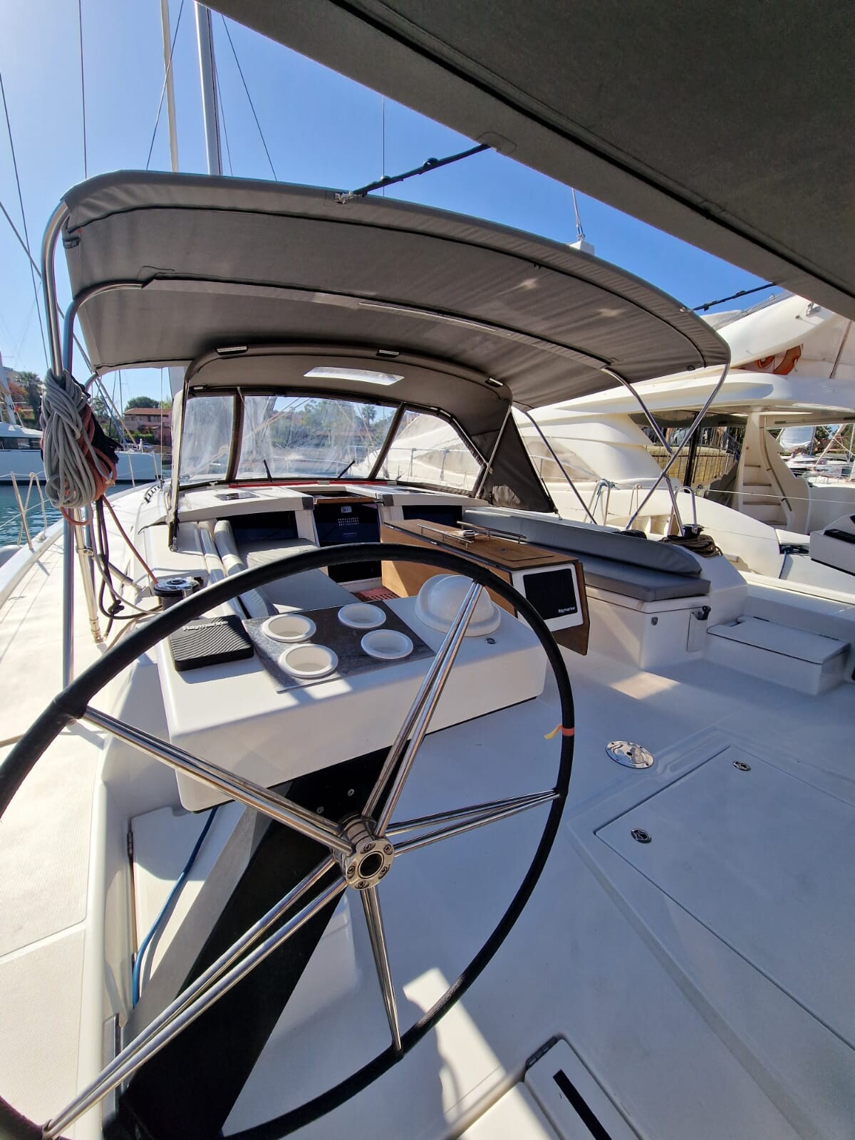 Dufour 530 Albus