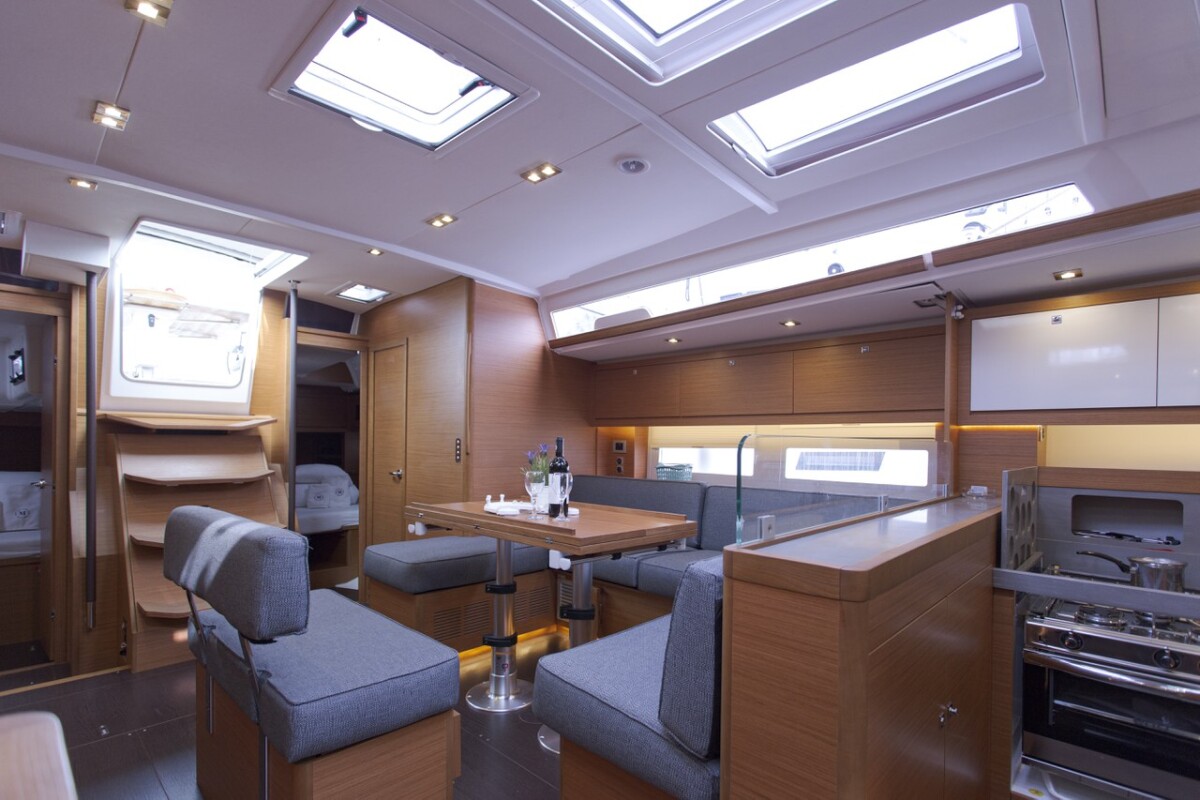 Dufour 530 Astrid