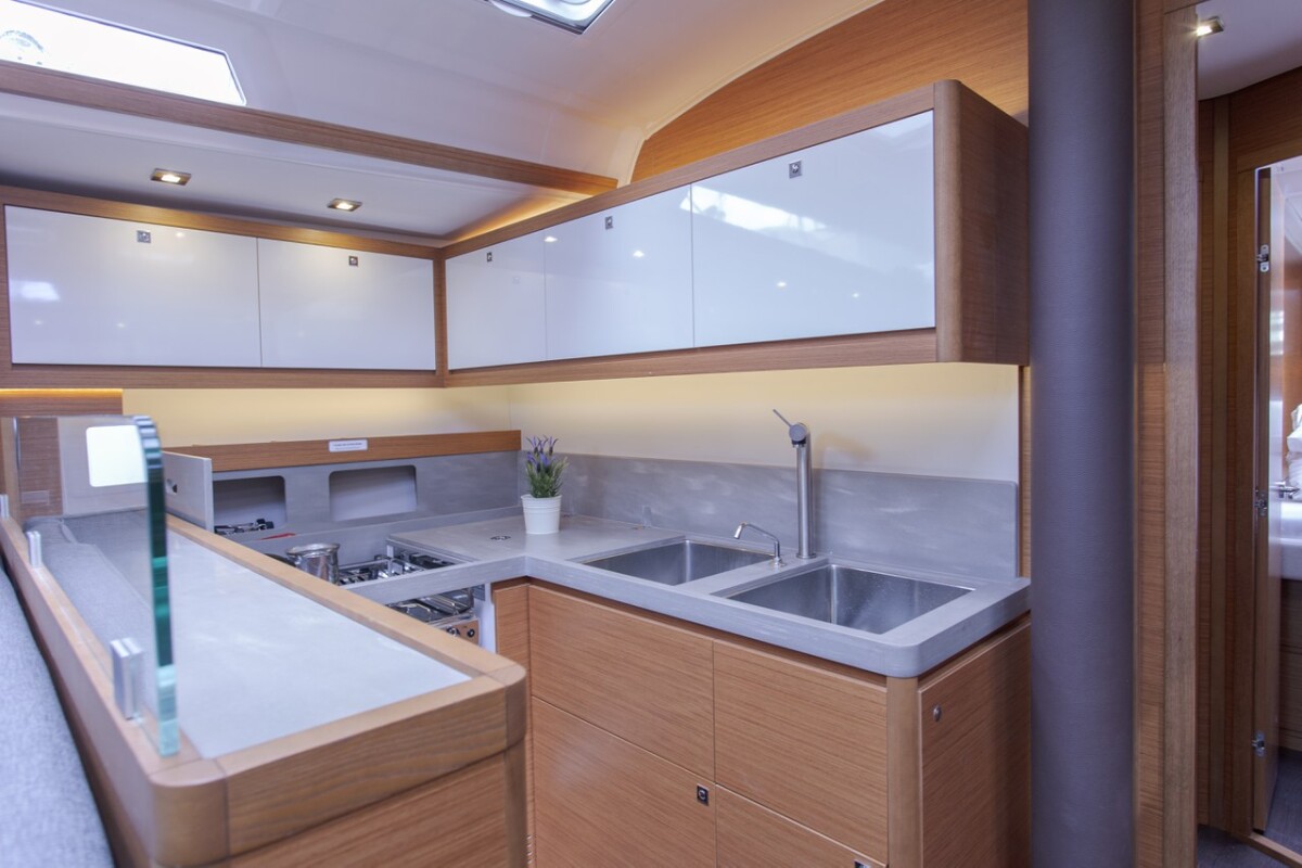 Dufour 530 Astrid