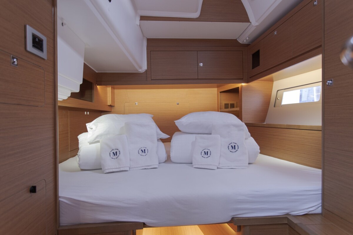 Dufour 530 Astrid