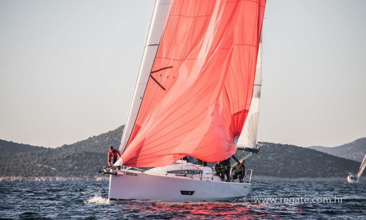 Elan E5 Elaya