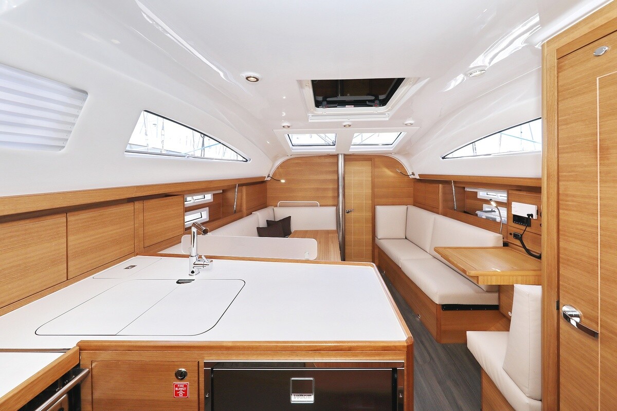 Elan Impression 40.1 Sv. Nikola