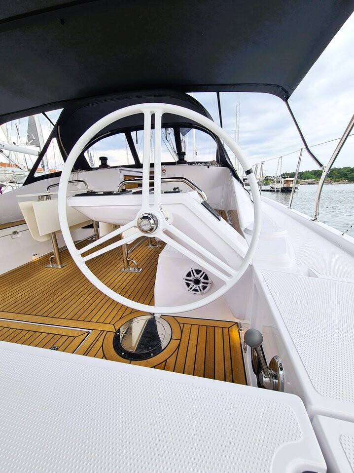 Elan Impression 45 First Edition