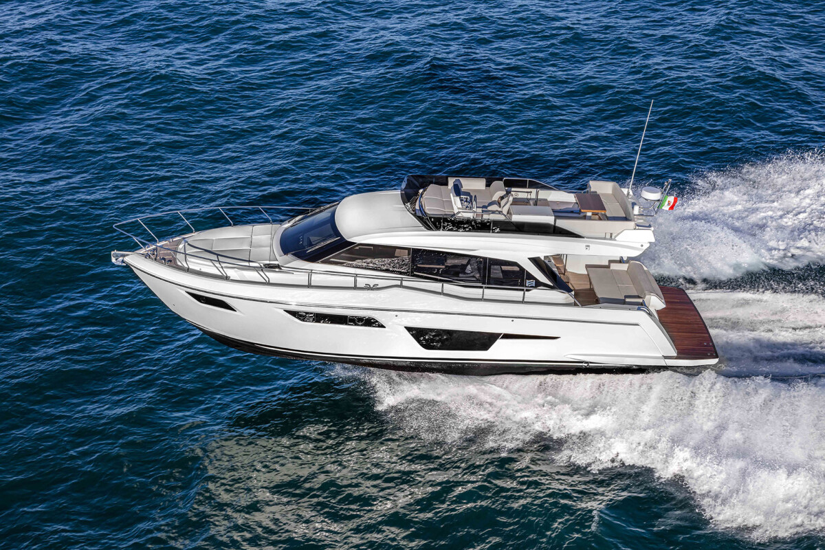 Ferretti Yachts 500 