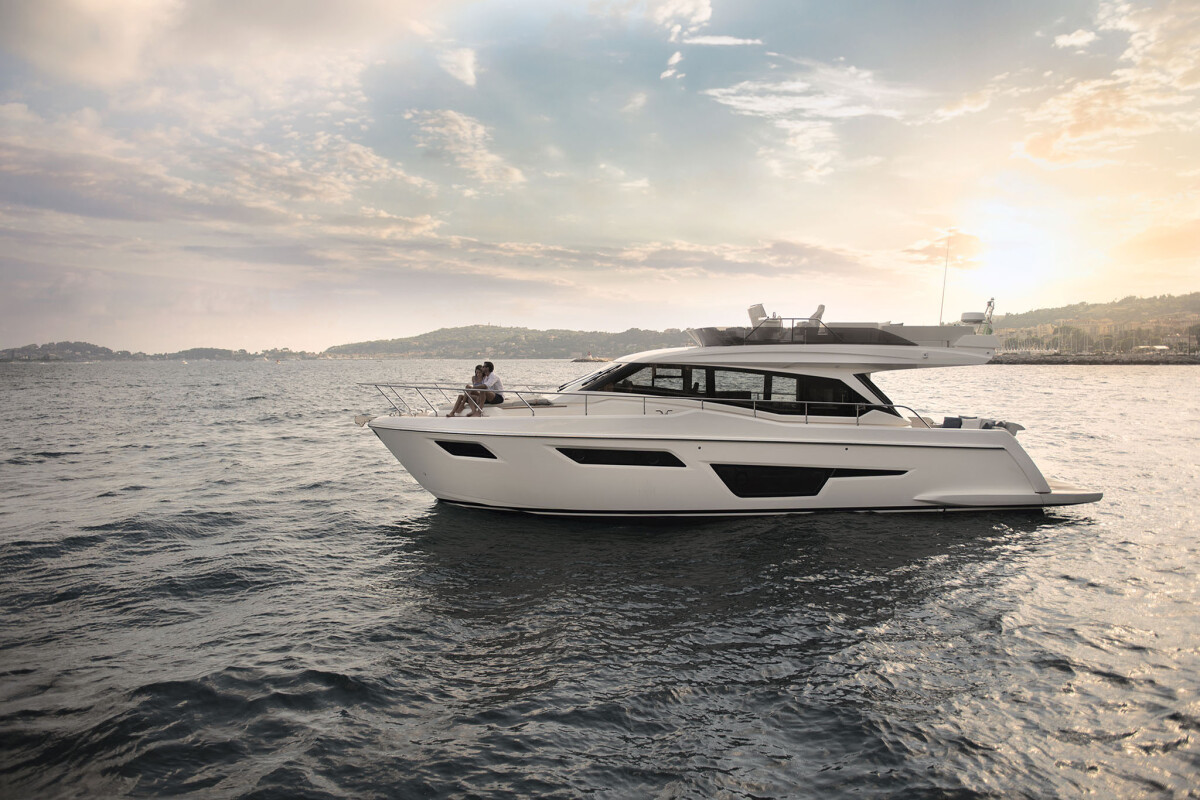 Ferretti Yachts 500 