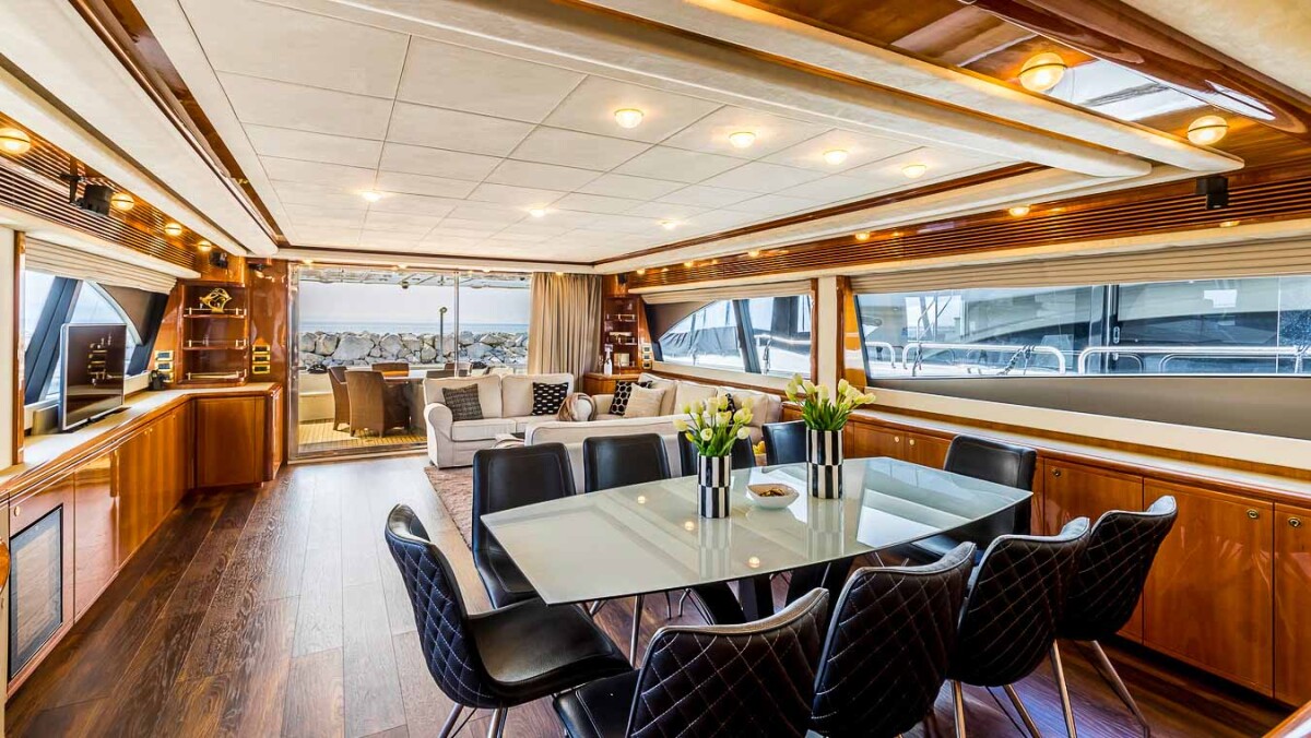 Ferretti Yachts 880 Miss Katarina