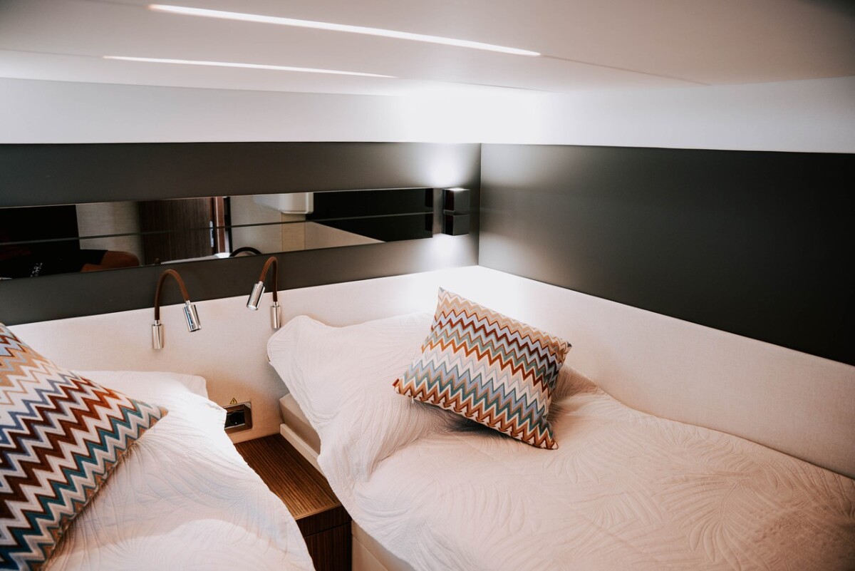 Fjord 53 XL Alb 2