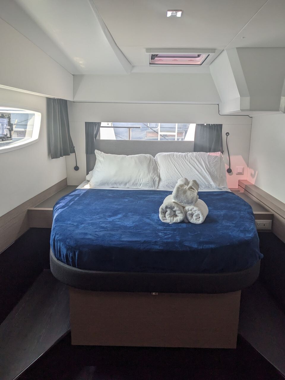 Fountaine Pajot Astrea 42 Maestro Wayfinder