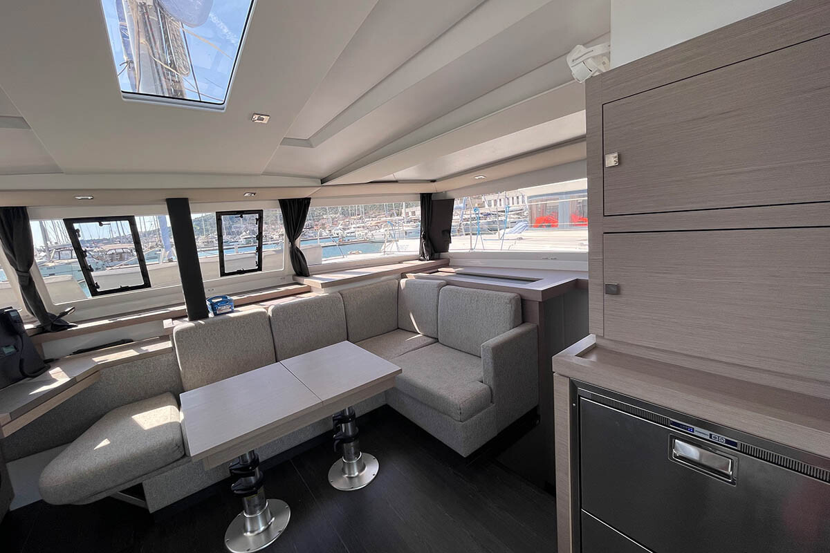Fountaine Pajot Astrea 42 Barramundi III