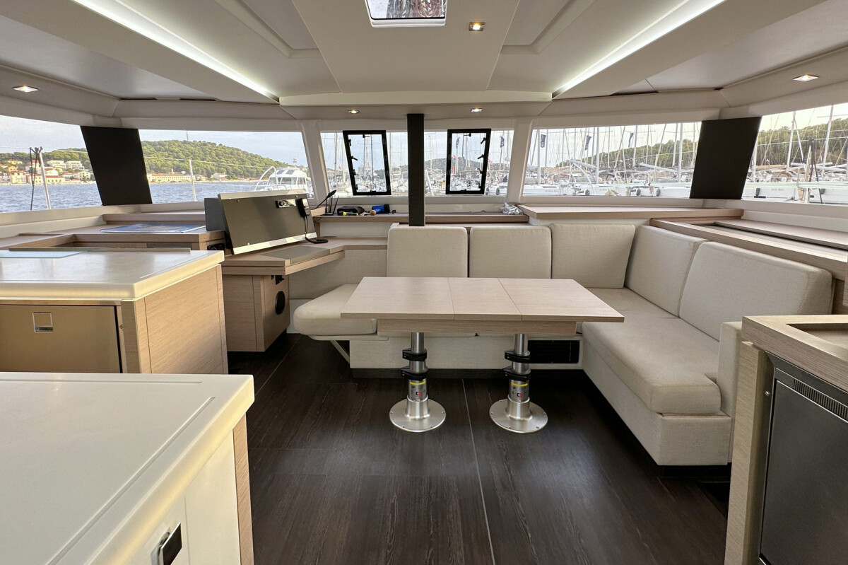 Fountaine Pajot Astrea 42 Arisa