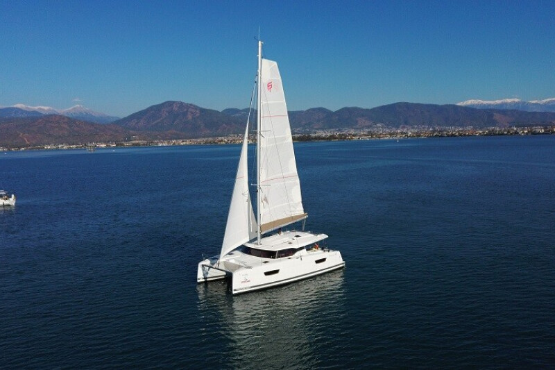 Fountaine Pajot Astrea 42 Gloria