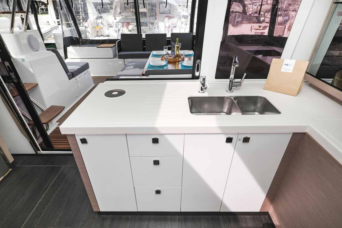 Fountaine Pajot Astrea 42 Ariel