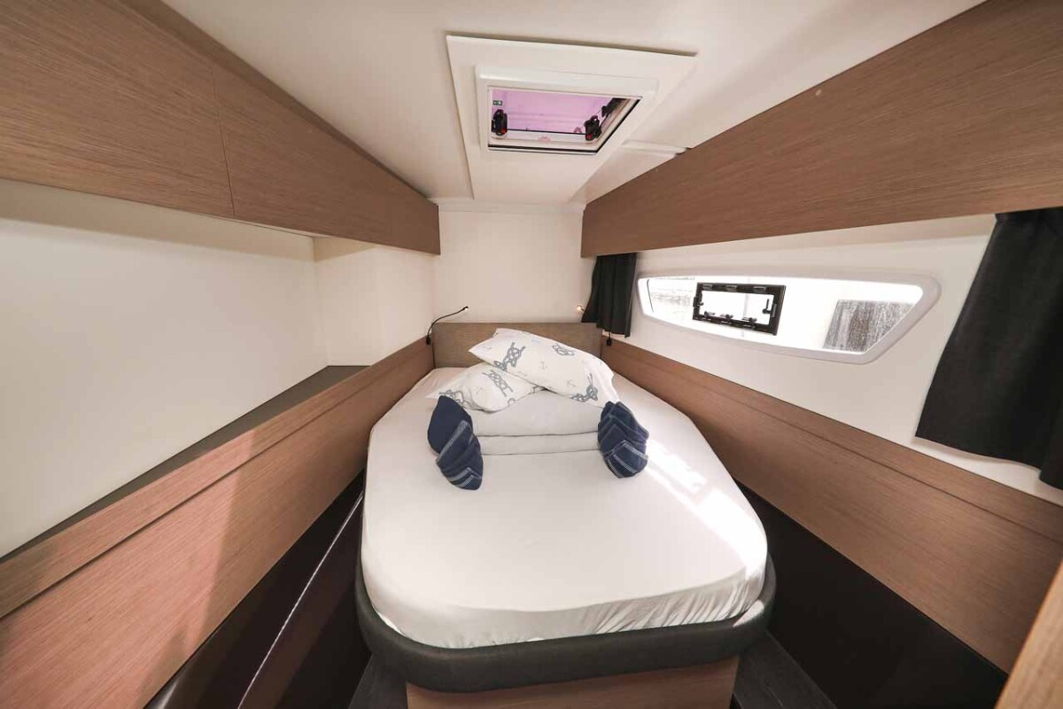 Fountaine Pajot Astrea 42 Ariel