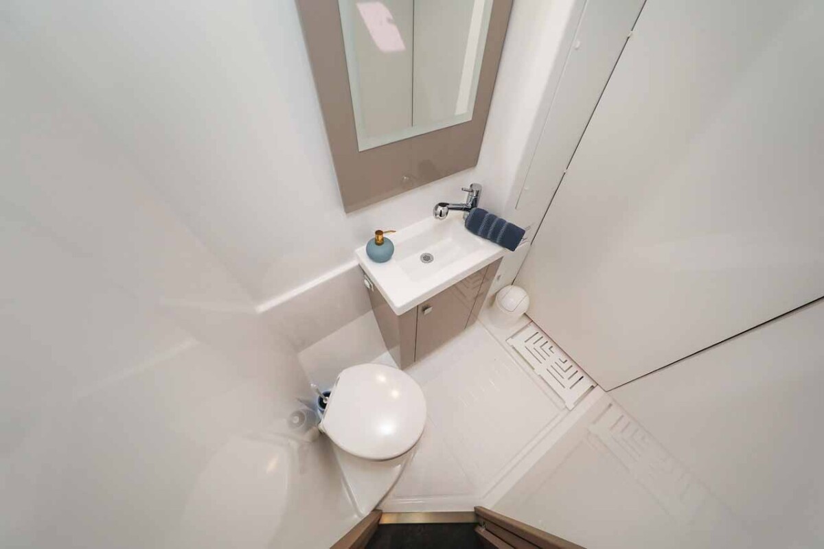 Fountaine Pajot Astrea 42 Ariel