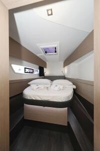 Fountaine Pajot Astrea 42 Discordia