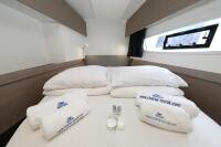Fountaine Pajot Astrea 42 Discordia
