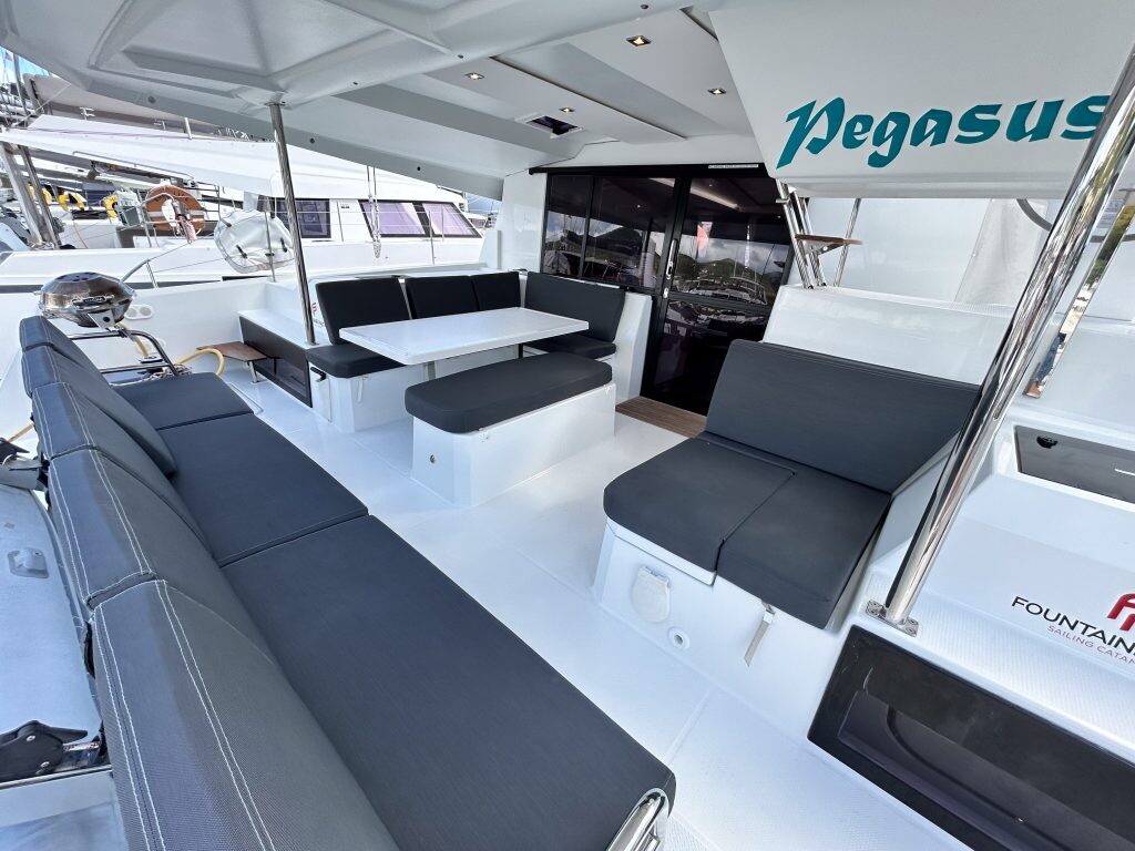 Fountaine Pajot Astrea 42 Pegasus