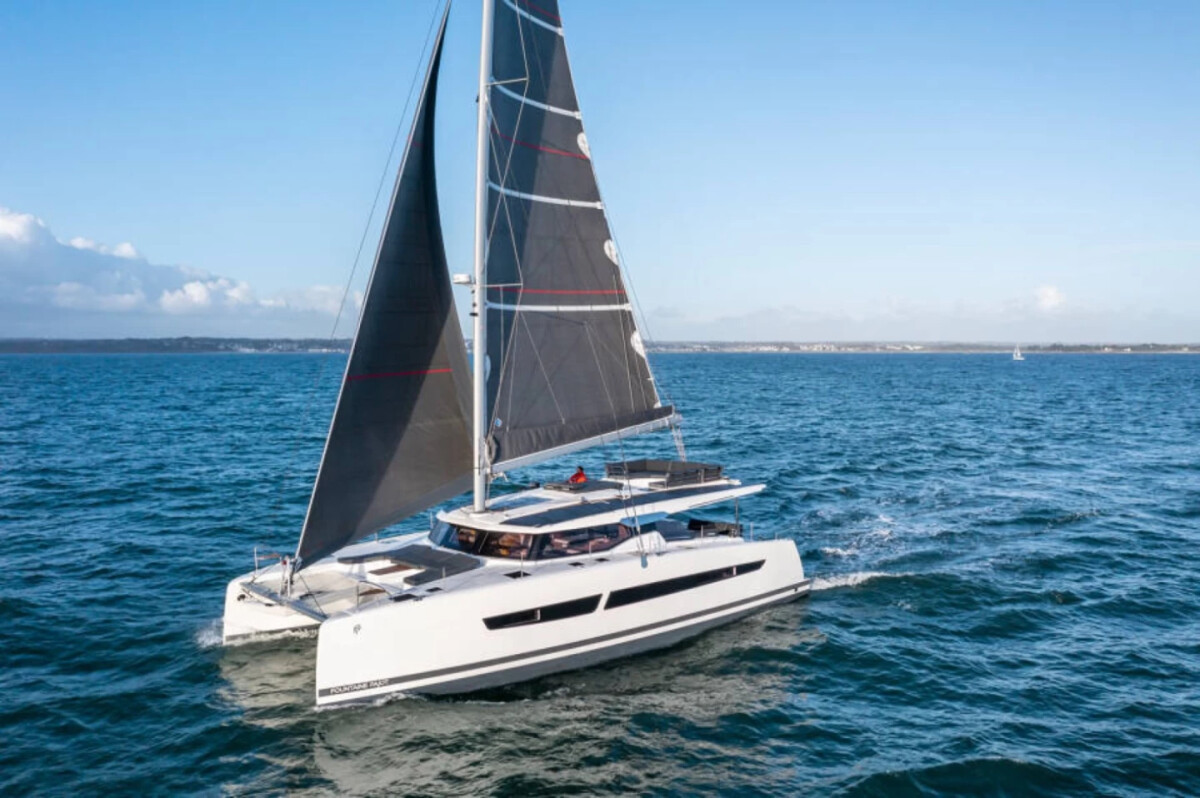 Fountaine Pajot Aura 51 Maeva