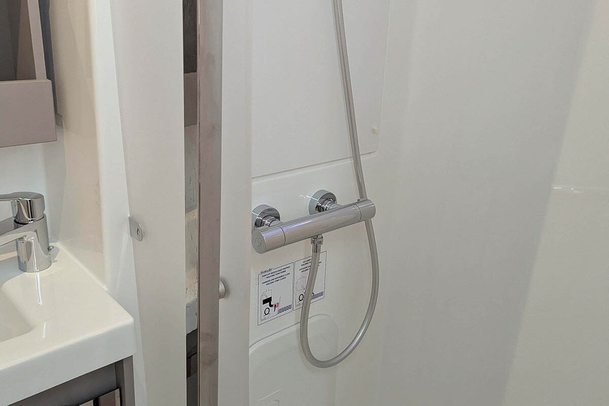 Fountaine Pajot Aura 51 V Circle
