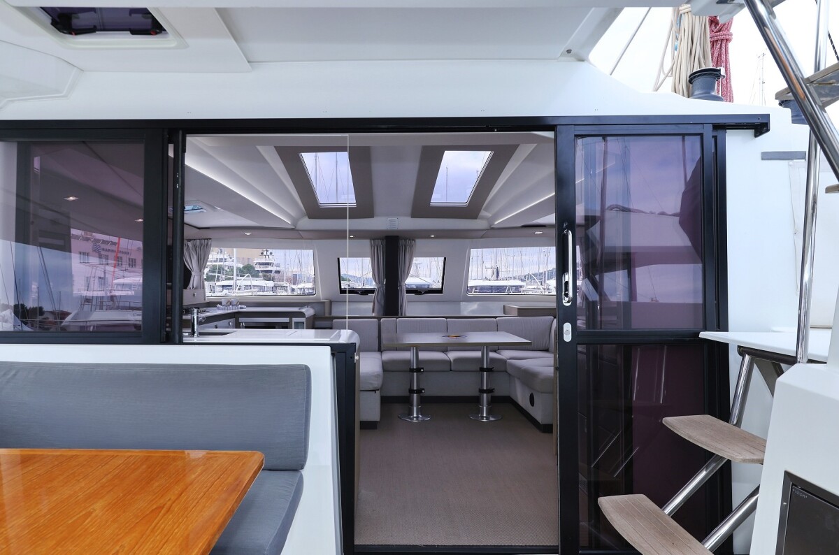 Fountaine Pajot Elba 45 Sun Office