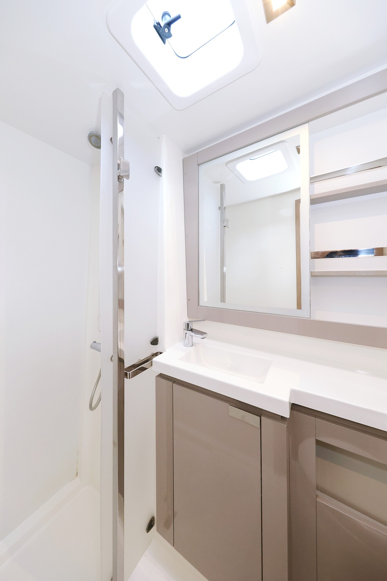Fountaine Pajot Elba 45 Sun Office