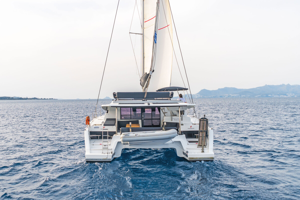 Fountaine Pajot Elba 45 Night Breeze