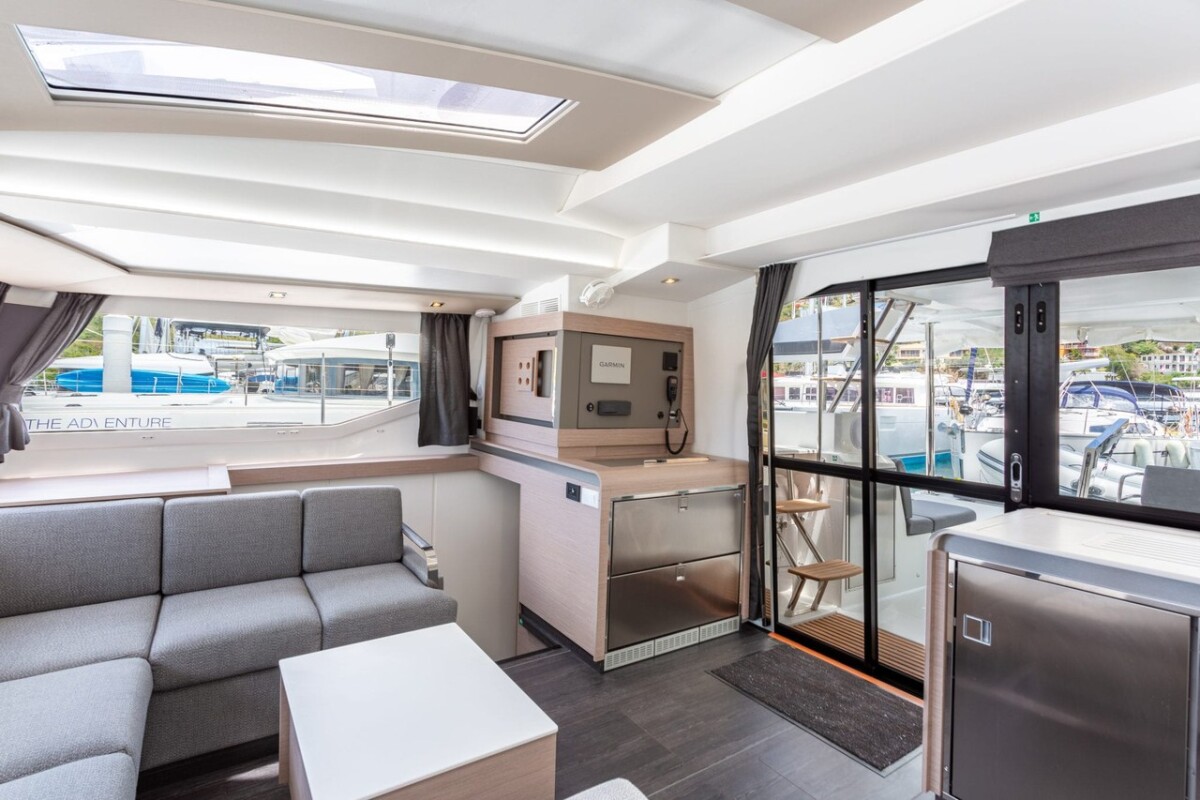 Fountaine Pajot Elba 45 Gelos
