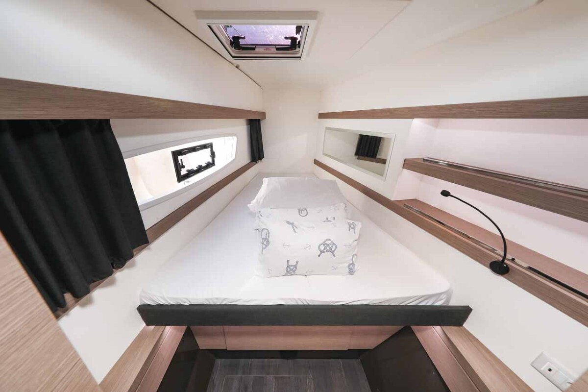 Fountaine Pajot Isla 40 Orion