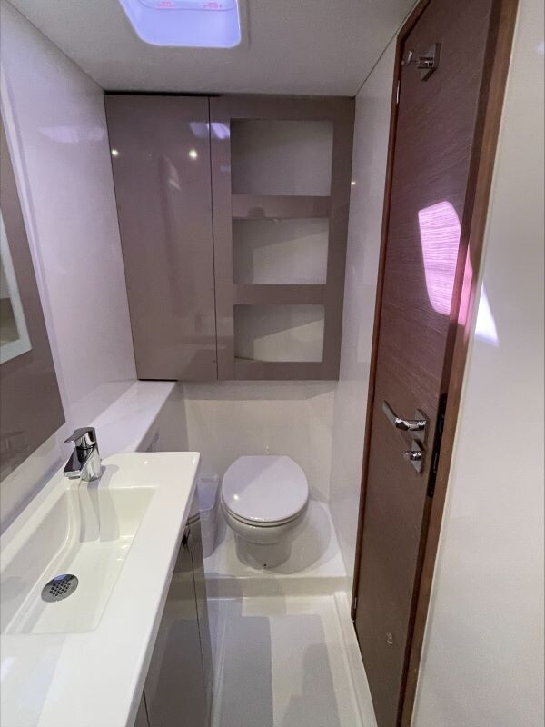 Fountaine Pajot Isla 40 Firefly