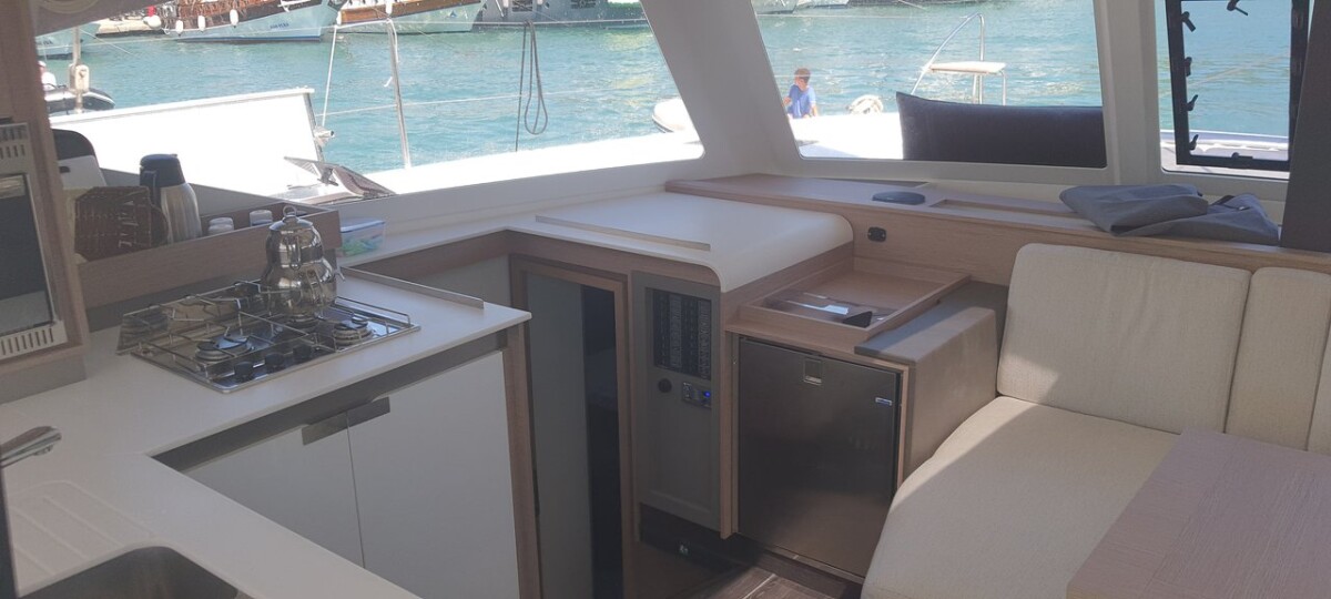 Fountaine Pajot Isla 40 Arven
