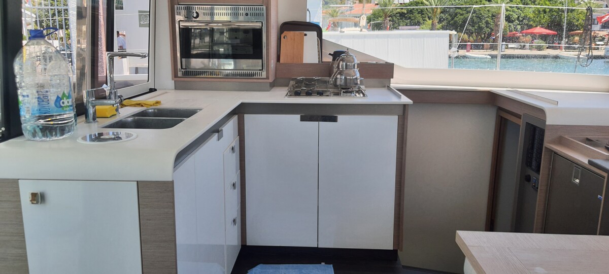 Fountaine Pajot Isla 40 Gazi