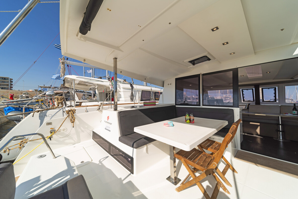 Fountaine Pajot Lucia 40 Fortuna