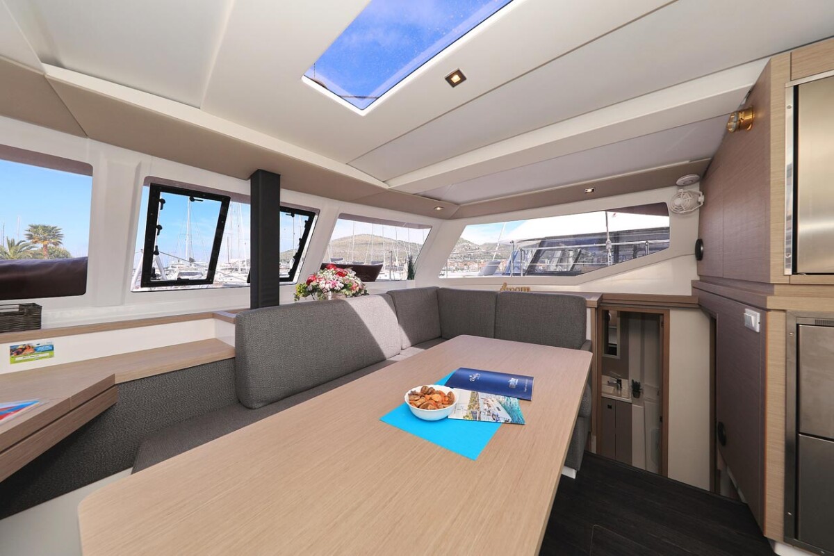 Fountaine Pajot Lucia 40 Felicitas II