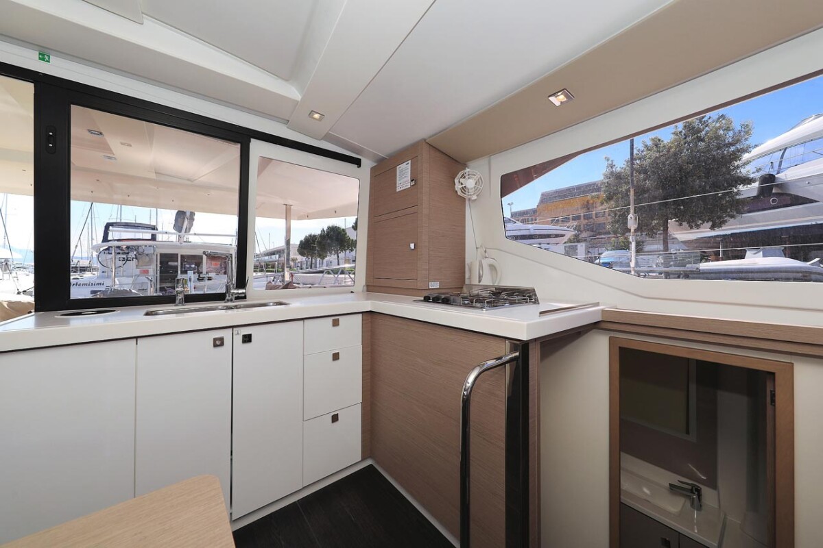 Fountaine Pajot Lucia 40 Felicitas II